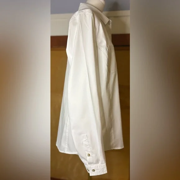 Orvis White Long Sleeve Open-Air Caster Shirt Designed for Outdoor Performance - Picture 4 of 12
